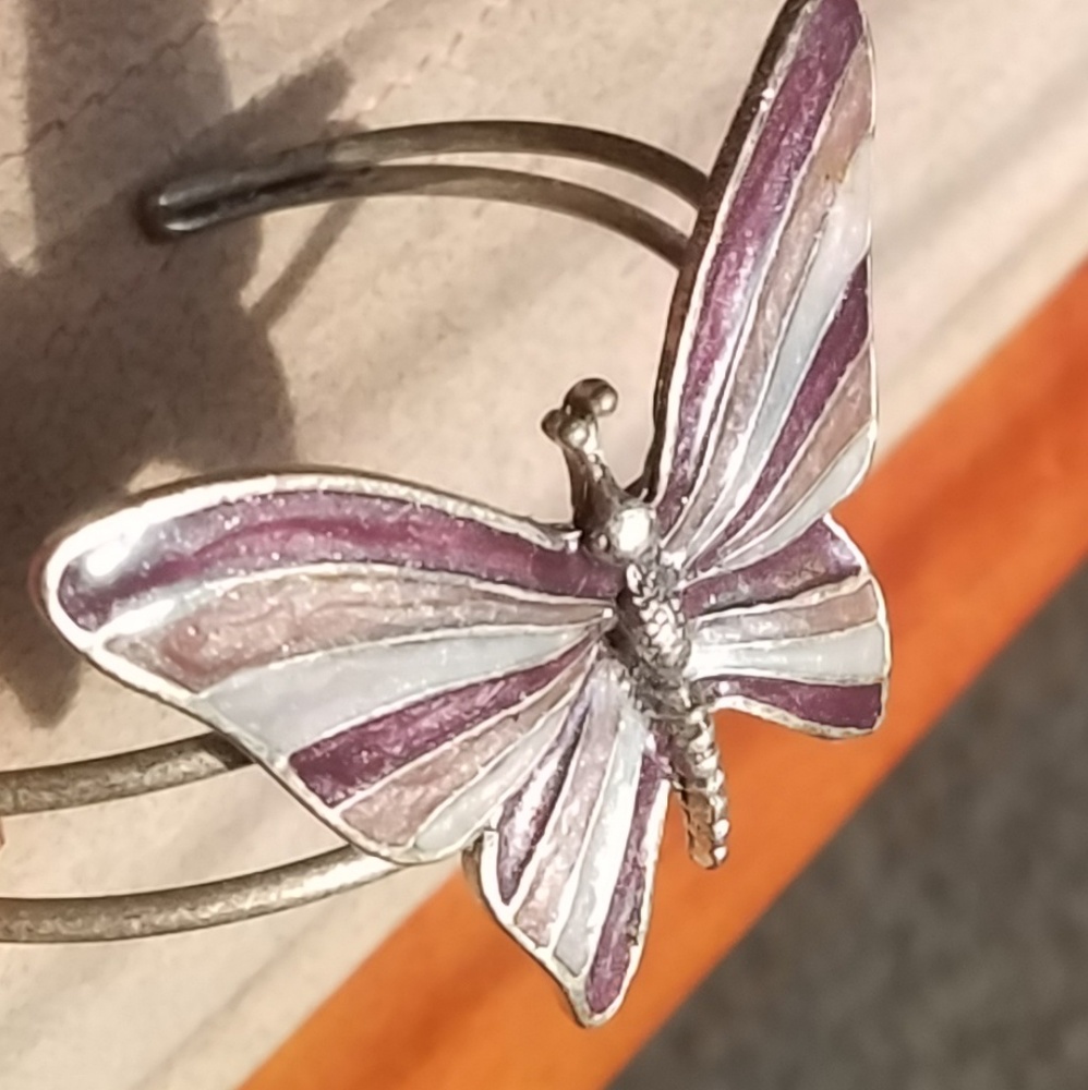 Butterfly stone bracelet